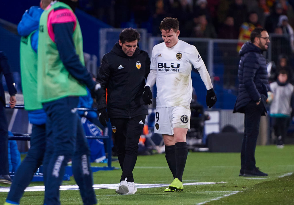 Kevin Gameiro goes off injured ahead of Celtic vs Valencia tie