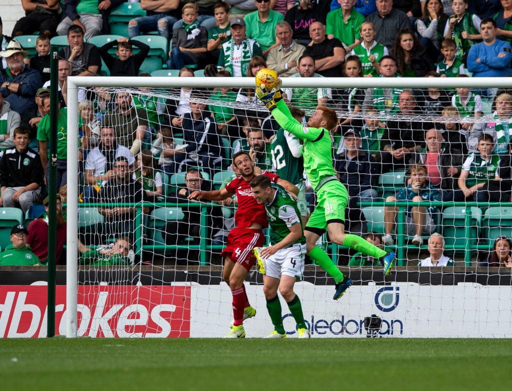 Bogdan in action for Hibernian