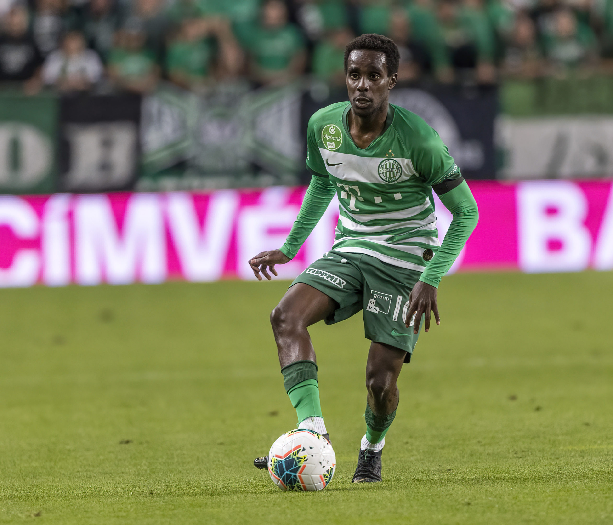 Ferencvaros star Tokmac Nguen