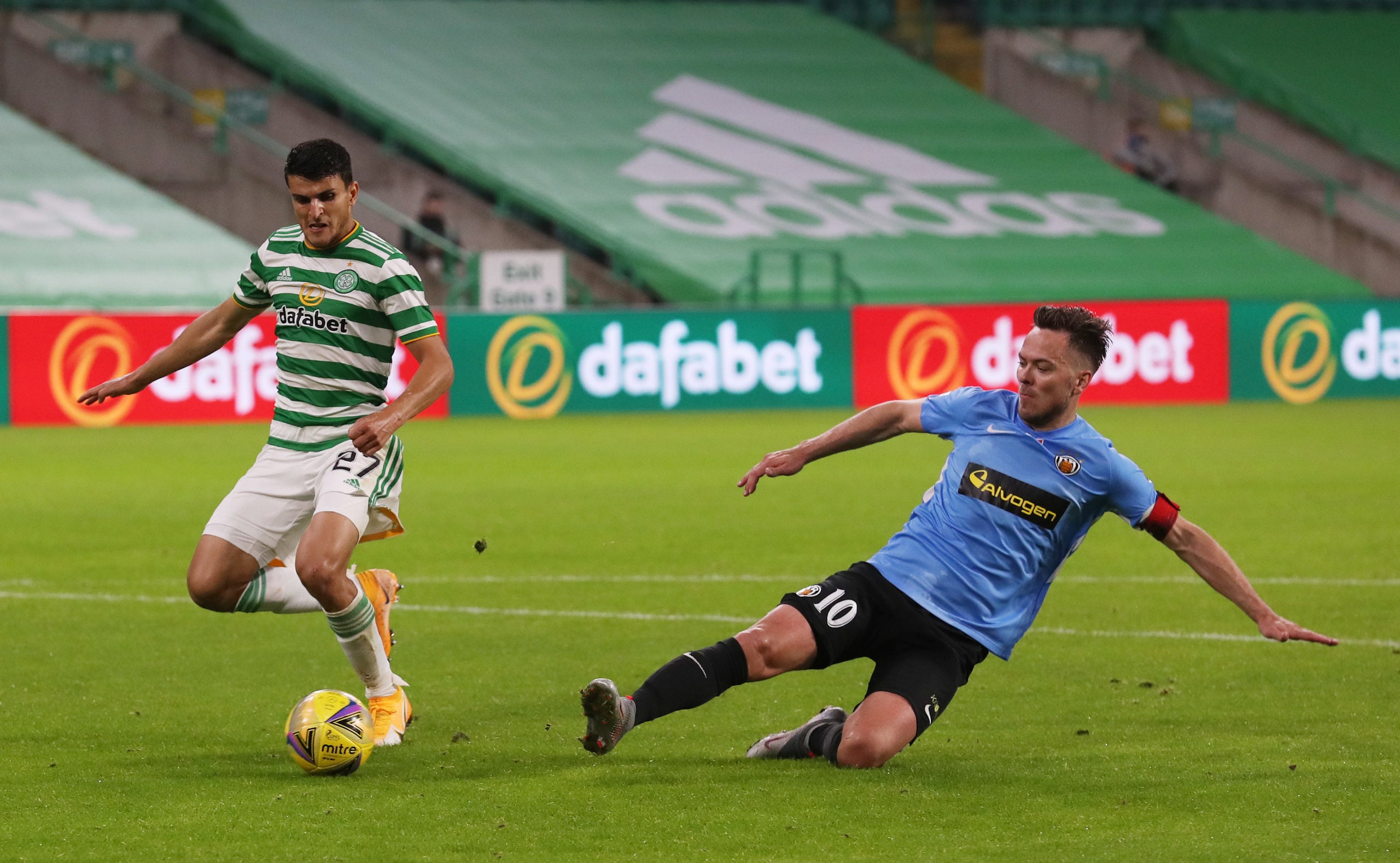 Mohamed Elyounoussi scores for Celtic
