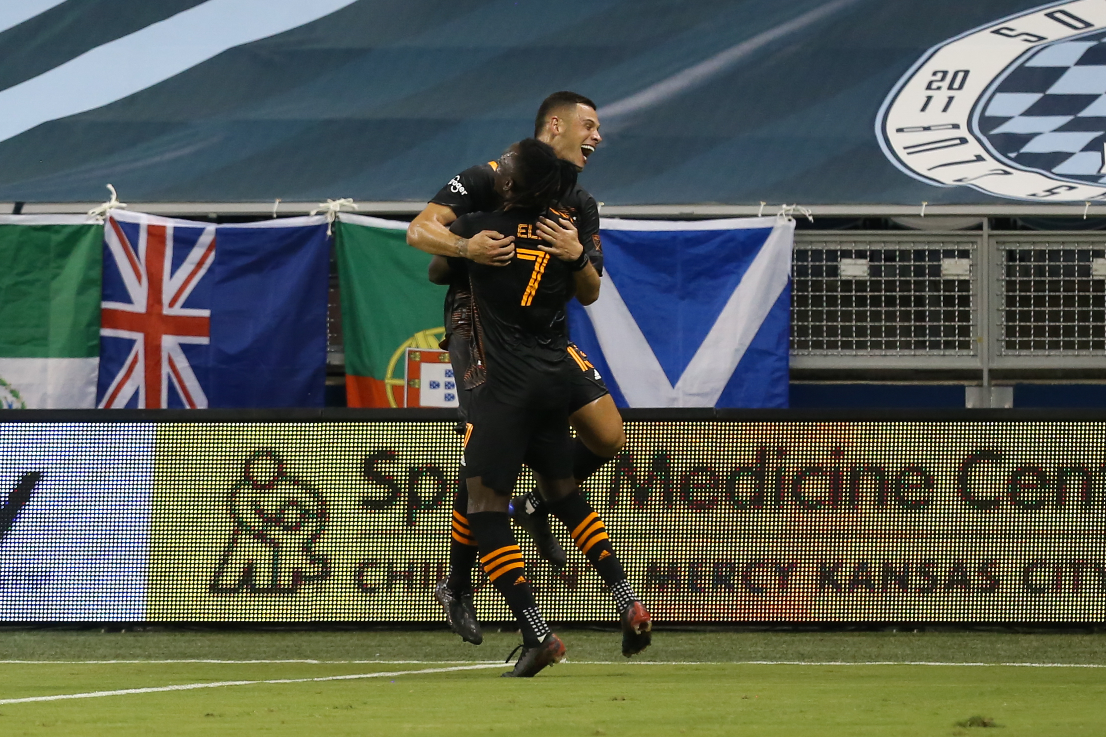 Alberth Elis has started the MLS season in good form
