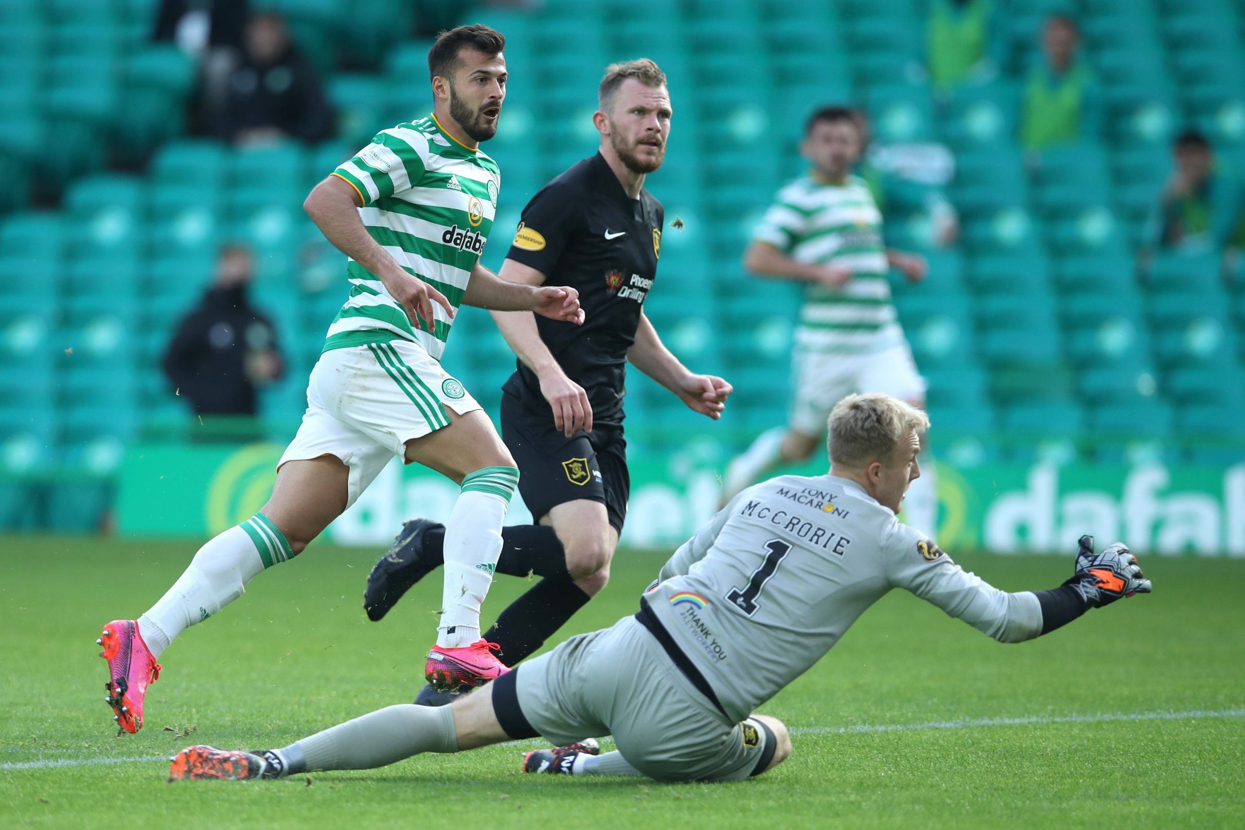 Albian Ajeti scores for Celtic against Livingston