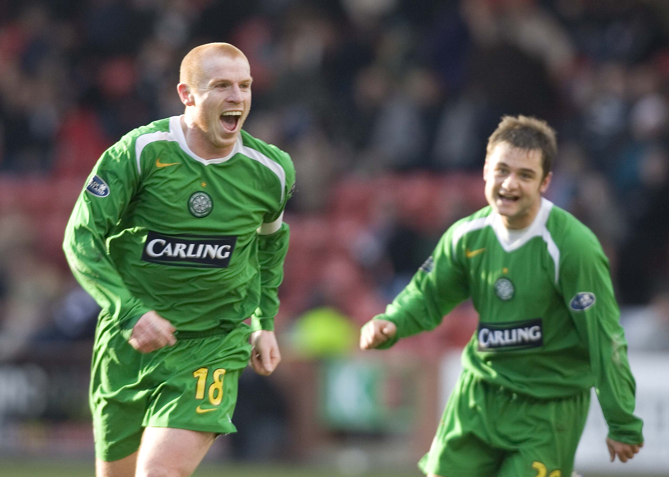 19/02/06 Spl.Dunfermline V Celtic (1-8).East End Park - Dunfermline.Celtic'S Neil Lennon (Left) Runs Off In Celebration After His Goal, Closely Followed By Shaun Maloney
