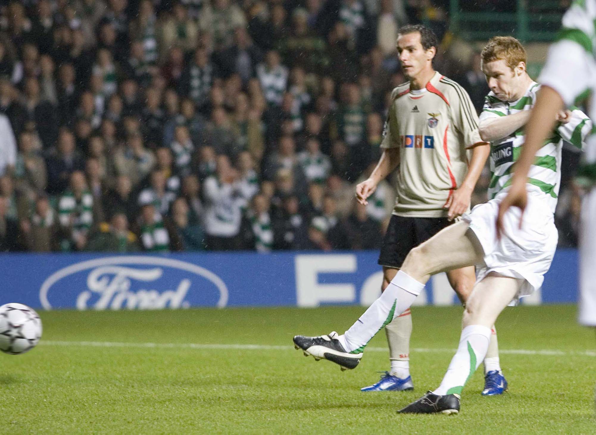 17/10/06 Champions League .Celtic V Benfica (3-0) .Celtic Park - Glasgow .Stephen Pearson (Right) Blasts Home Celtic'S Third Of The Evening To Put The Result Beyond Doubt