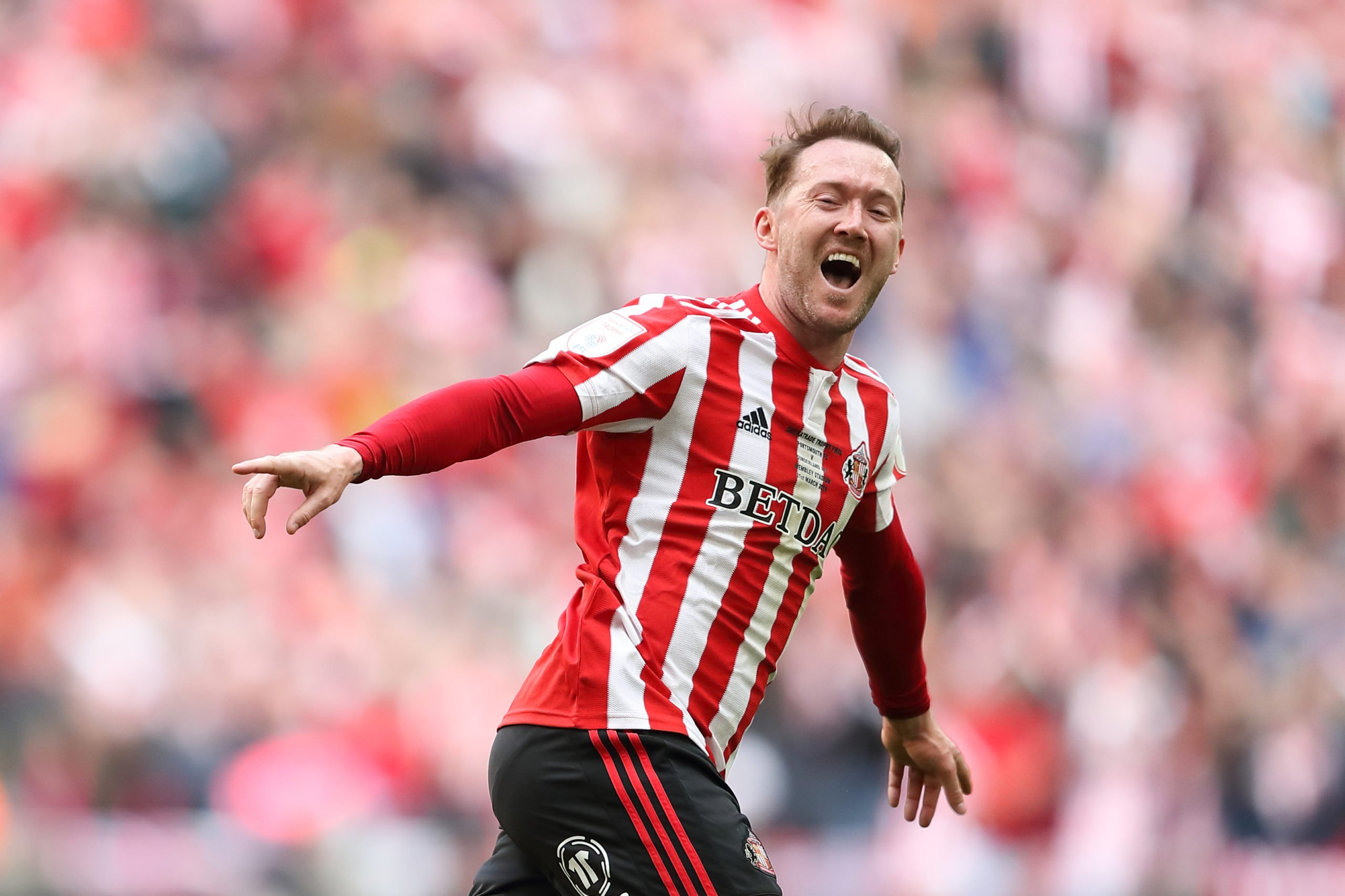 Former Celtic winger Aiden McGeady bags four assists in Sunderland rout