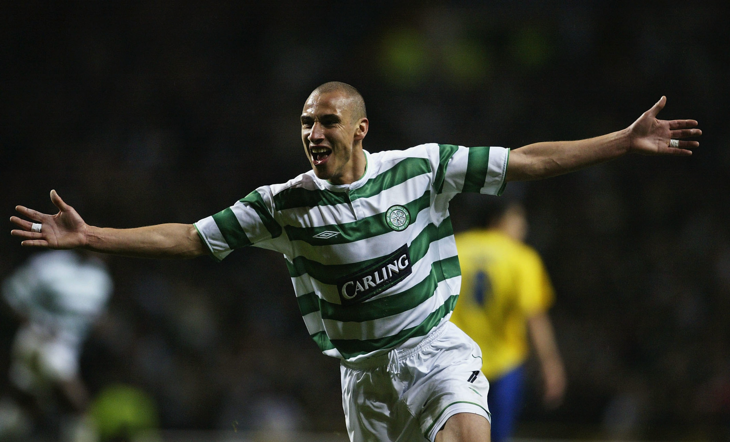 "They would be building a statue"; former Celtic man tips Henrik Larsson for top job