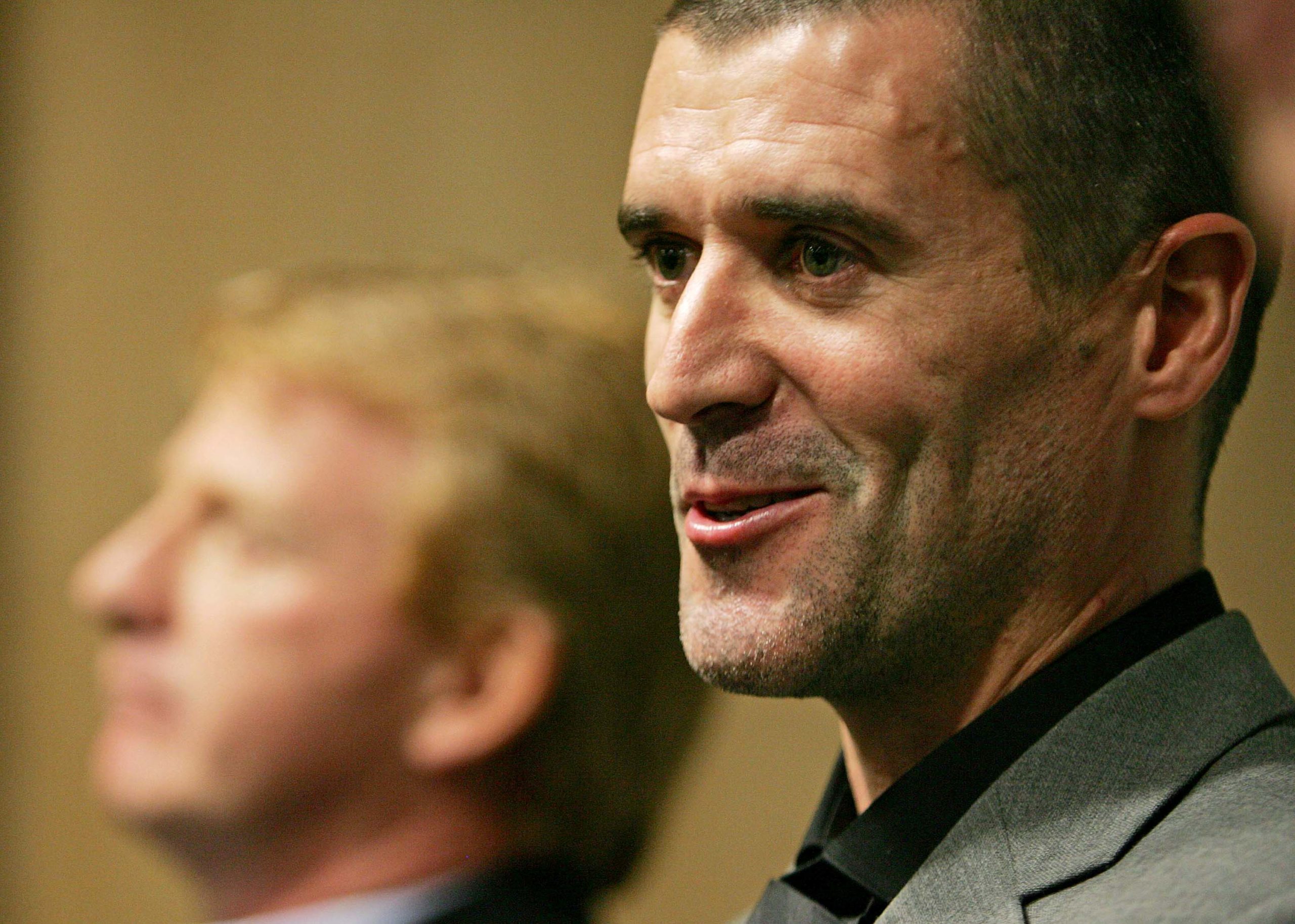 Roy Keane Signs for Celtic