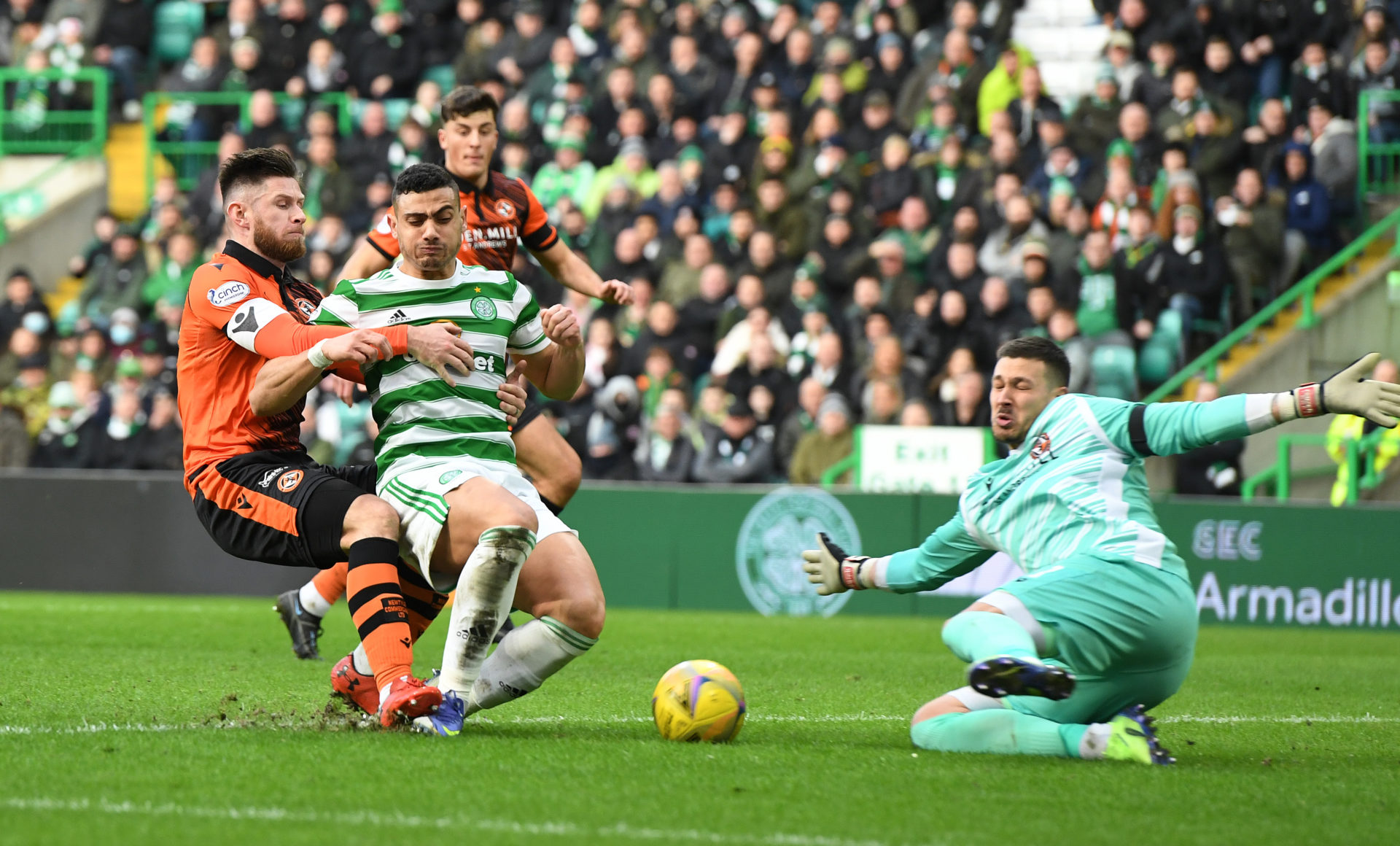 The risky move Dundee United are making for Celtic game tomorrow