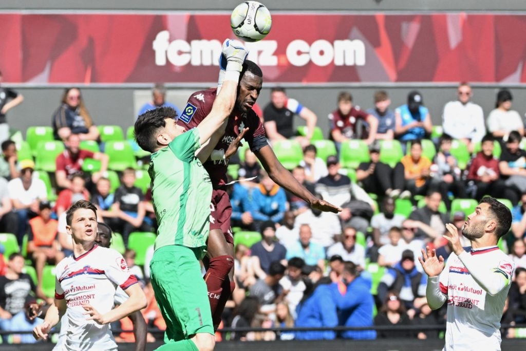 FBL-FRA-LIGUE1-METZ-CLERMONT