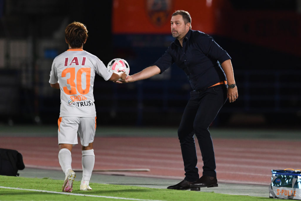 Shonan Bellmare v Shimizu S-Pulse - J.League Meiji Yasuda J1