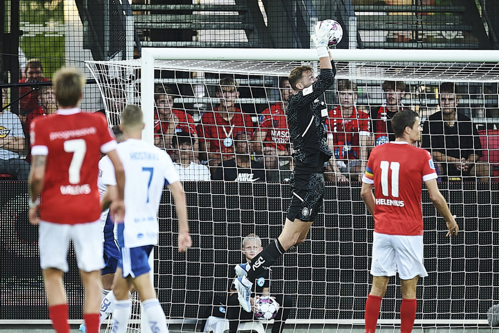 Silkeborg IF vs HJK Helsinki - UEFA Europa League Playoff