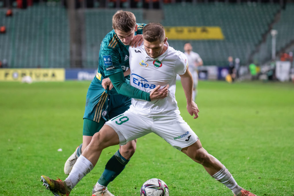 Maik Nawrocki (L) of Legia and Karol Angielski (R) of