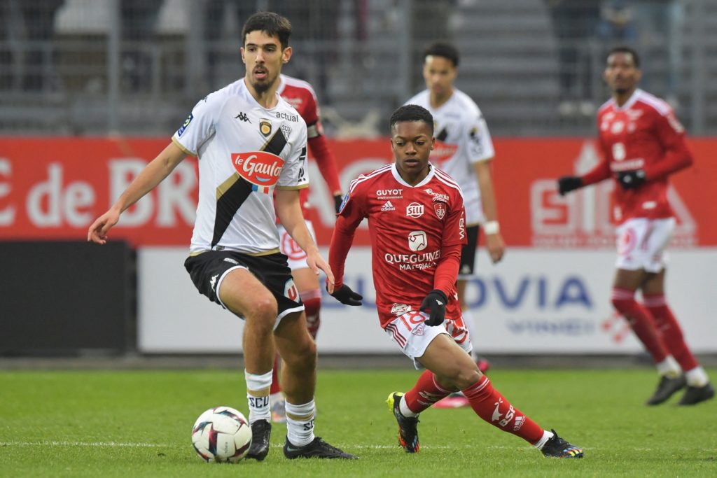 FBL-FRA-LIGUE1-BREST-ANGERS