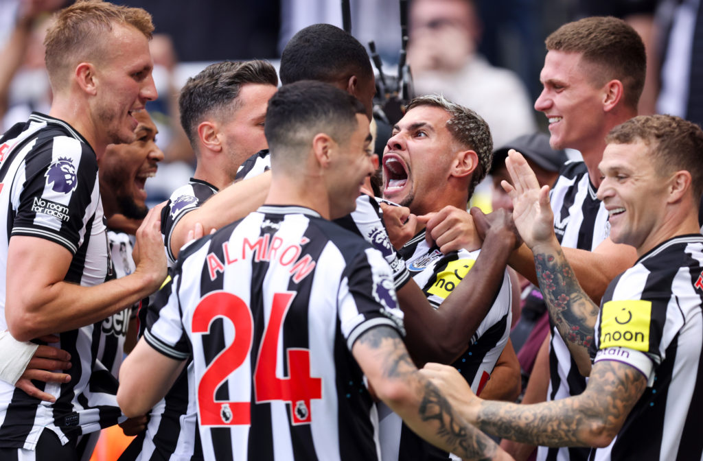 Newcastle United v Aston Villa - Premier League