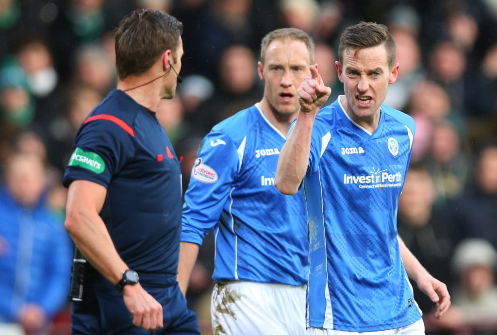Hibernian v St Johnstone - Scottish League Cup Semi Final
