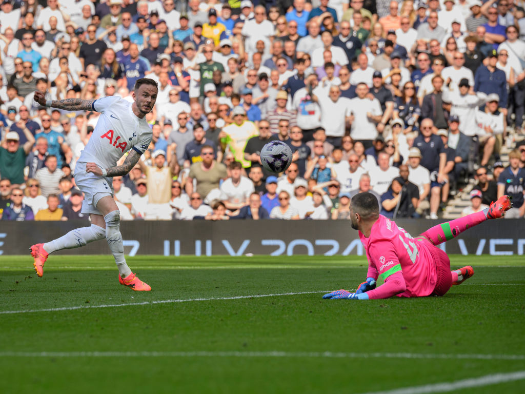 Tottenham Hotspur v Burnley FC - Premier League