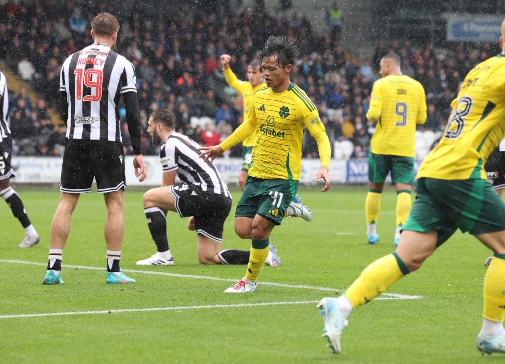 St. Mirren FC v Celtic FC - William Hill Premiership