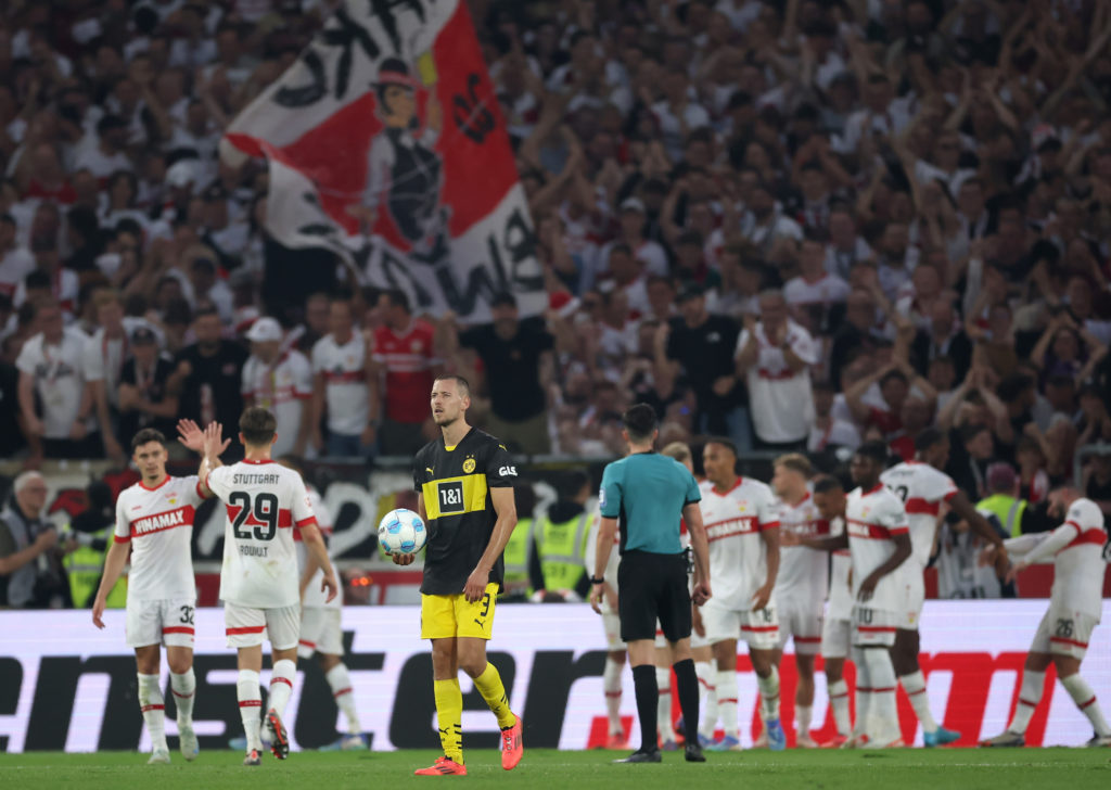 VfB Stuttgart v Borussia Dortmund - Bundesliga