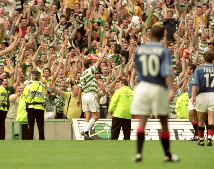 27 Aug 2000: Chris Sutton of Celtic acknowledges the fans during the Scottish Premier League match against Rangers at Celtic Park in Glasgow, Scot...