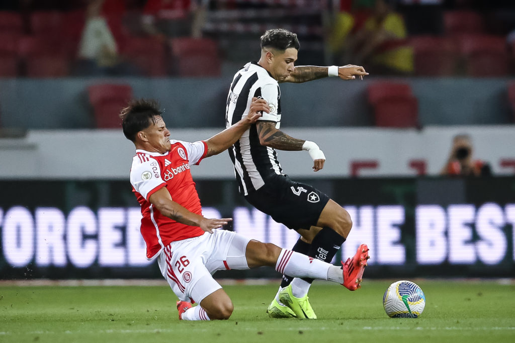 Internacional v Botafogo - Brasileirao 2024