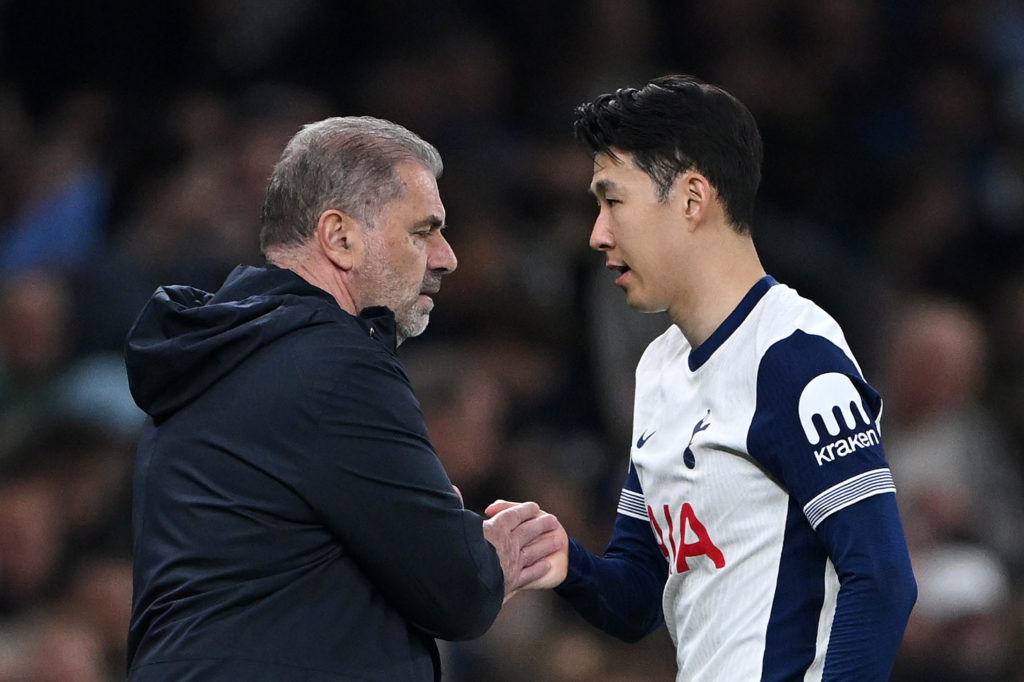 Ange Postecoglou, Manager of Tottenham Hotspur, shakes hands with Son Heung-Min of Tottenham Hotspur as he leaves the field after being replaced by substitute Mathys Tel of Tottenham Hotspur during the UEFA Europa League 2024/25 Quarter Final First Leg match between Tottenham Hotspur and Eintracht Frankfurt