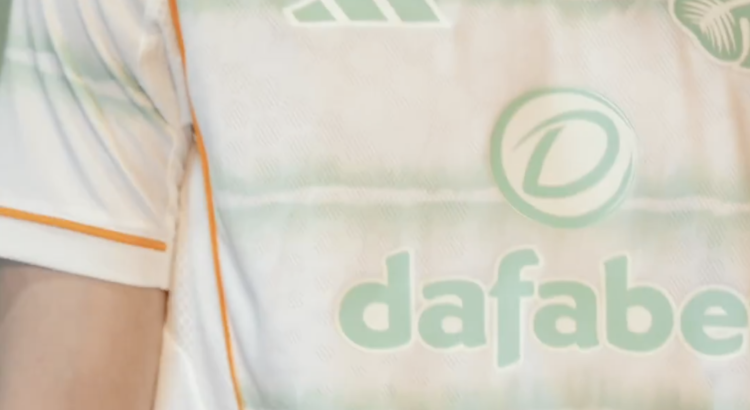 Celtic's new third kit for the 2025/26 season worn by Arne Engels
