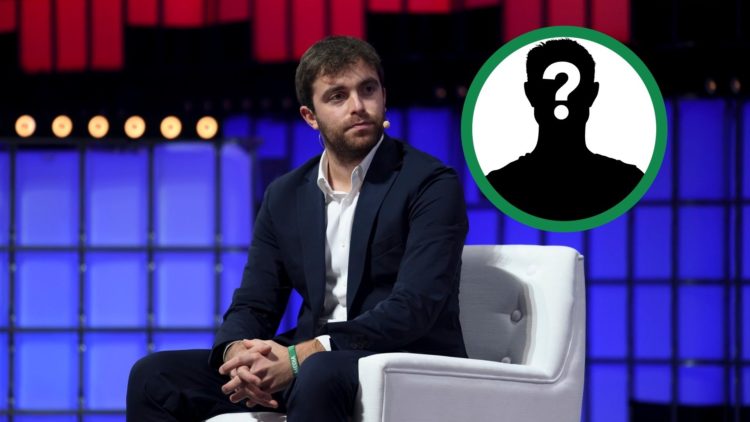 Transfer expert Fabrizio Romano at a web summit, including an inset of a mystery player.