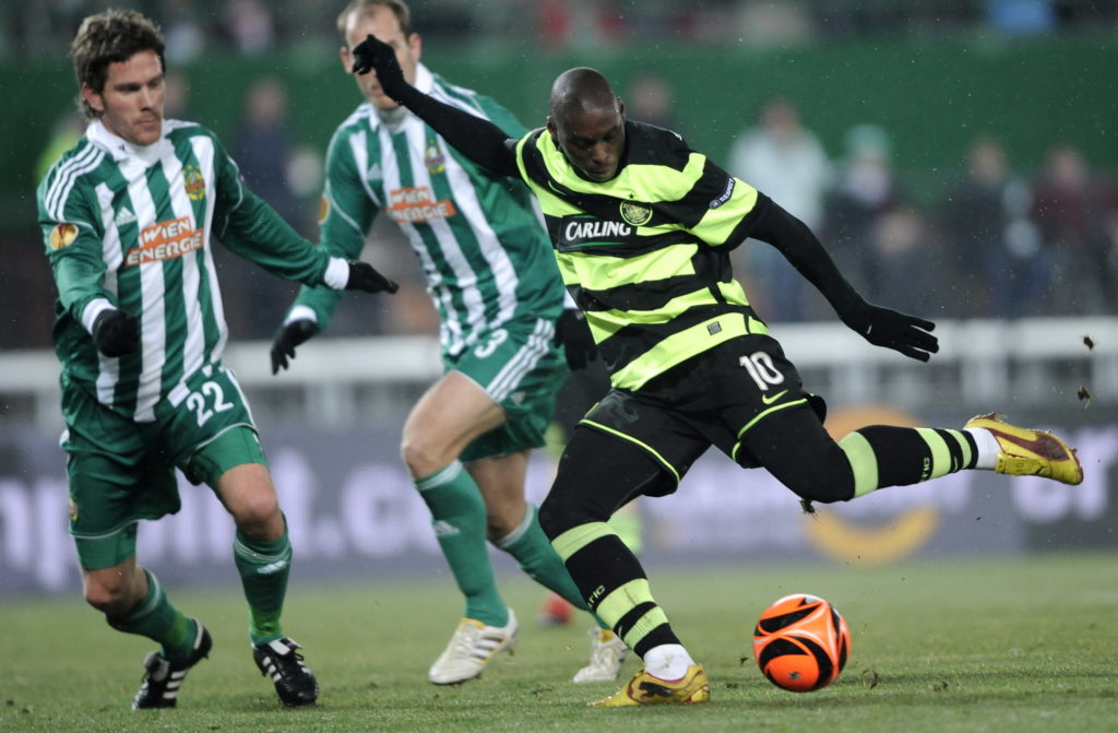Marc-Antoine Fortune (R) of Celtic FC scores to 1:3 against SK Rapid Vienna during the UEFA Europa football league match