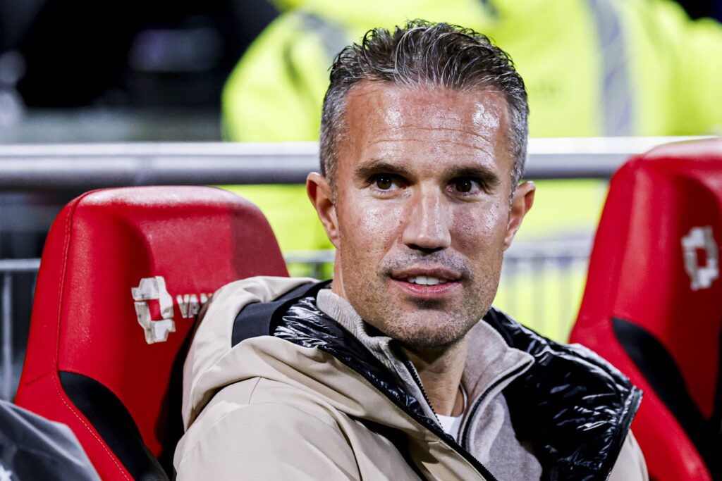 Robin van Persie watches on during Go Ahead Eagles vs Feyenoord