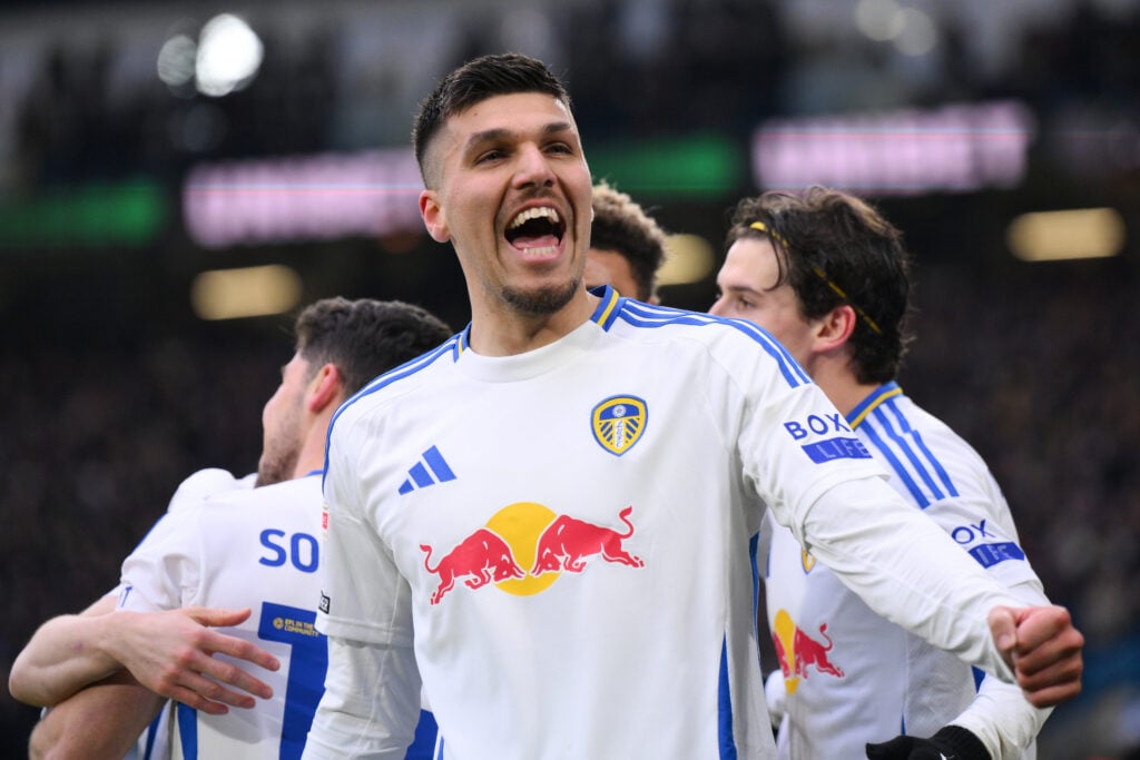 Leeds United FC v Cardiff City FC - Sky Bet Championship