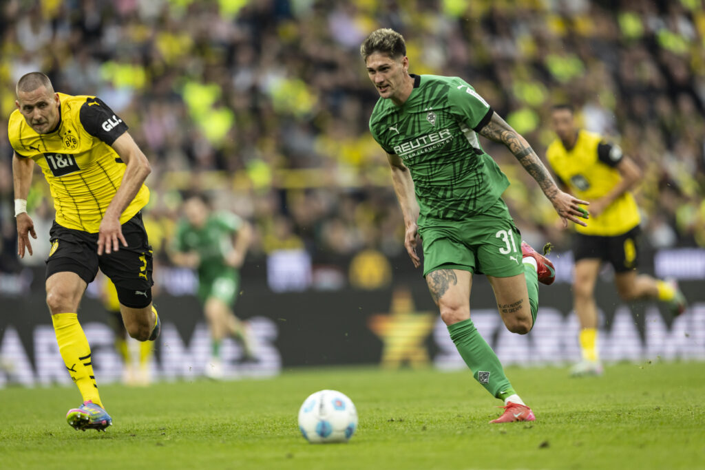 Tomas Cvancara of Borussia Mönchengladbach in action during the Bundesliga match between Borussia Dortmund and Borussia Mönchengladbach