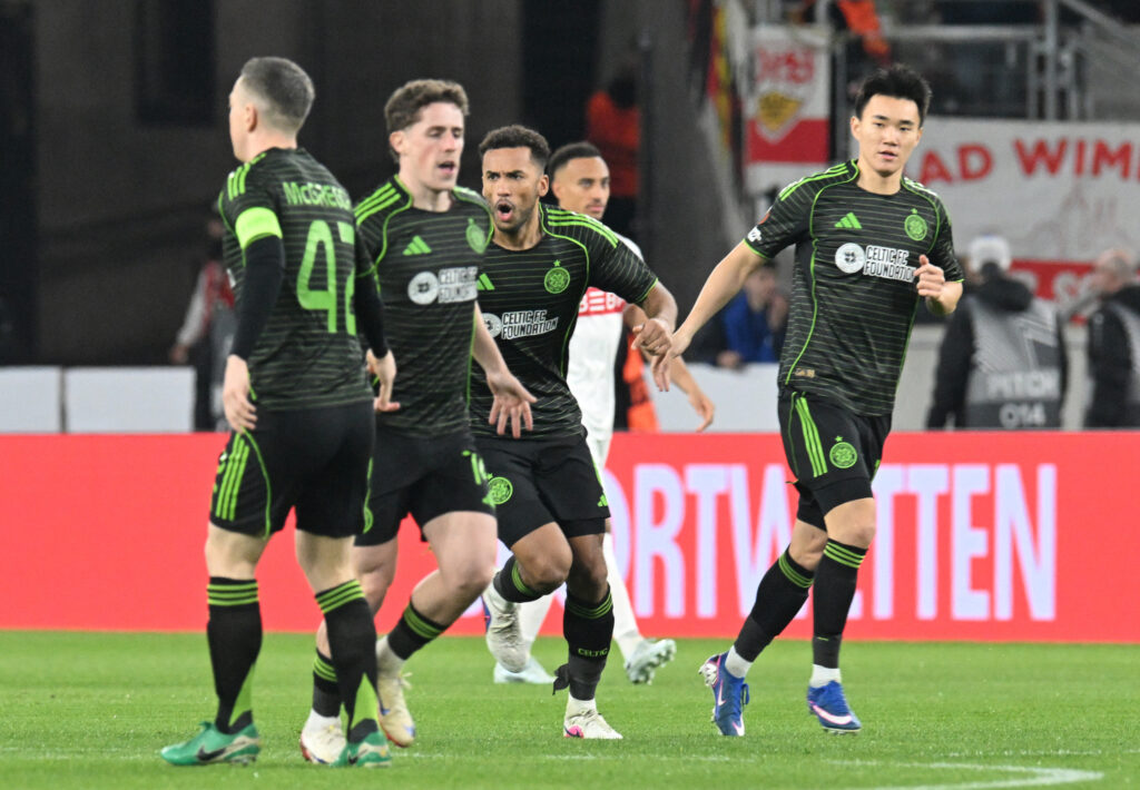 Luke McCowan (2nd L) celebrates his 0-1 with team mates during the UEFA Europa League knockout round playoff second leg football match VfB Stuttgart v Celtic