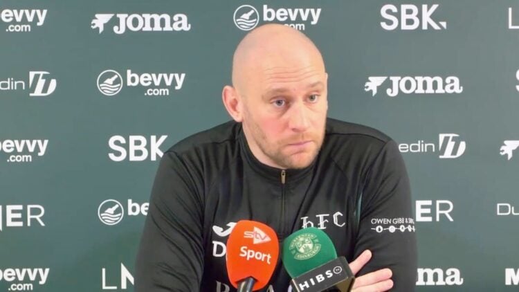 Hibs manager David Gray