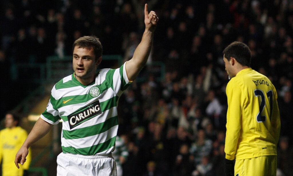 Shaun Maloney (L) celebrates scoring against Villarreal during their UEFA Champions League football match at Celtic Park