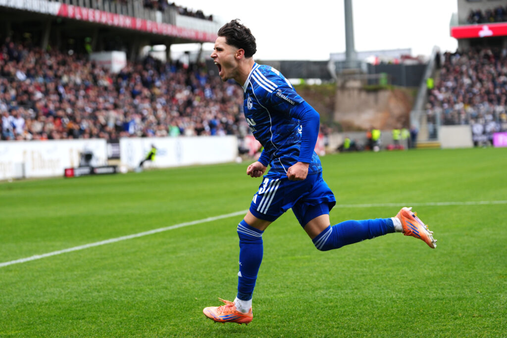SV Elversberg v FC Schalke 04 - 2. Bundesliga